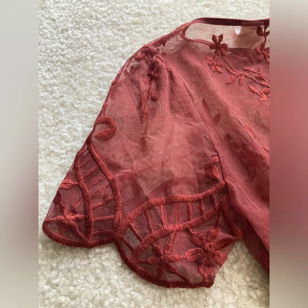 Lace Top - Picture 3 of 5